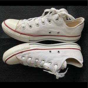 Converse All Star Low Top Women’s 9 White (Used)